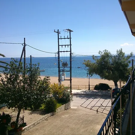 Gkoloi & Kalyves Polygyrou