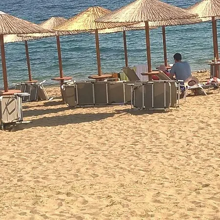 Gkoloi & Kalyves Polygyrou