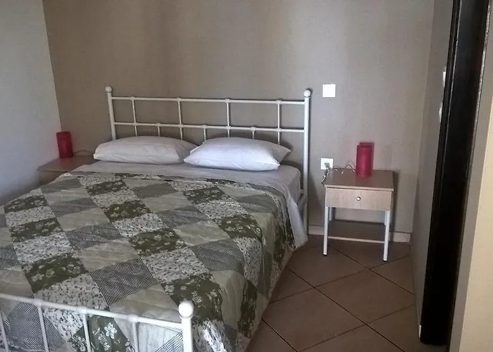 Gkoloi & Lejlighed *