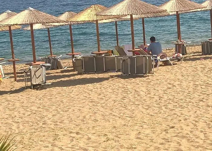 Gkoloi & Kalyves Polygyrou