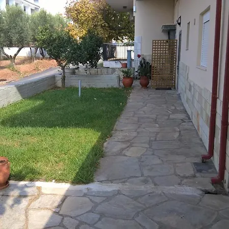 Διαμέρισμα Gkoloi & *