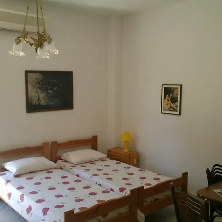 아파트 Gkoloi & Kalyves Polygyrou