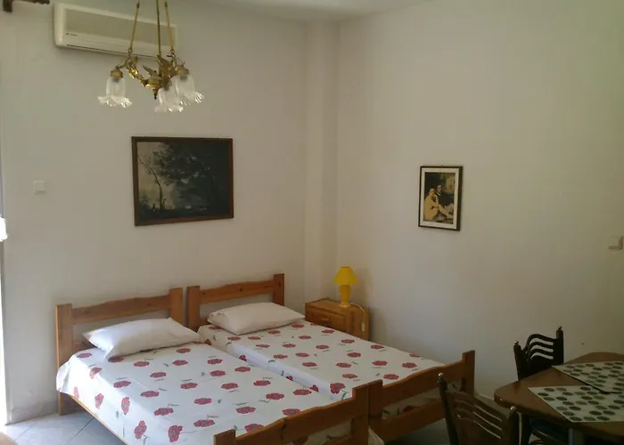 Apartment Gkoloi & Kalyves Polygyrou